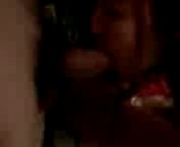 Сексуальная кавказка возбуждает своим телом и стонами